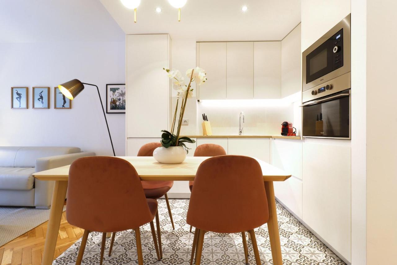 Royal Madrid Apartment Exterior foto