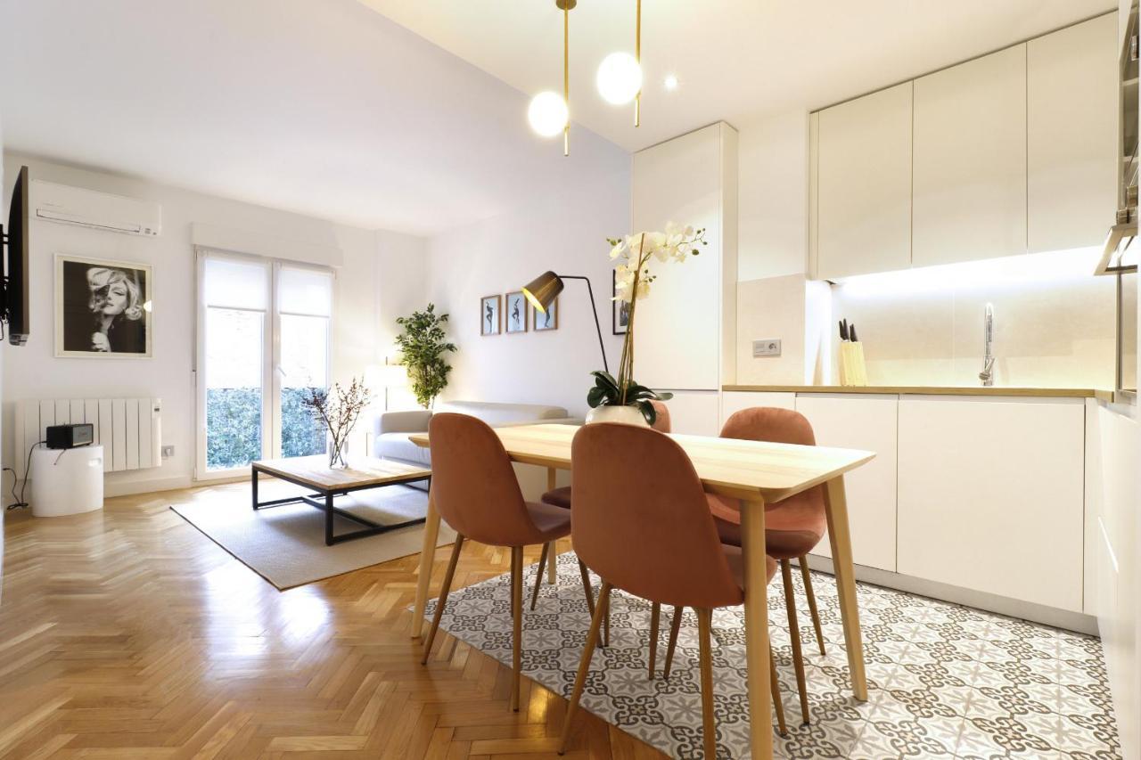 Royal Madrid Apartment Exterior foto