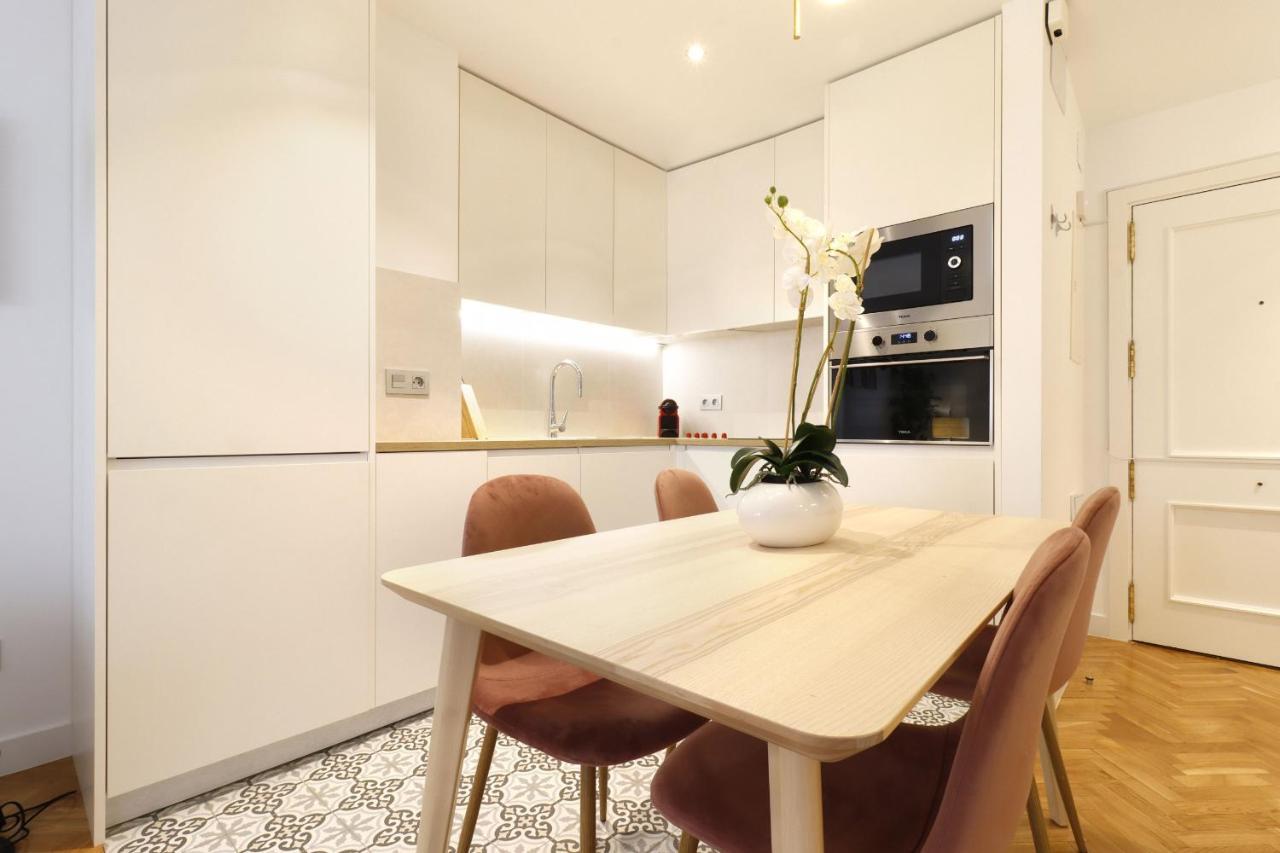 Royal Madrid Apartment Exterior foto