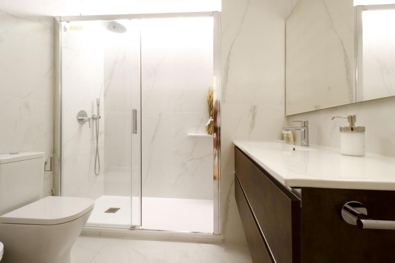 Royal Madrid Apartment Exterior foto