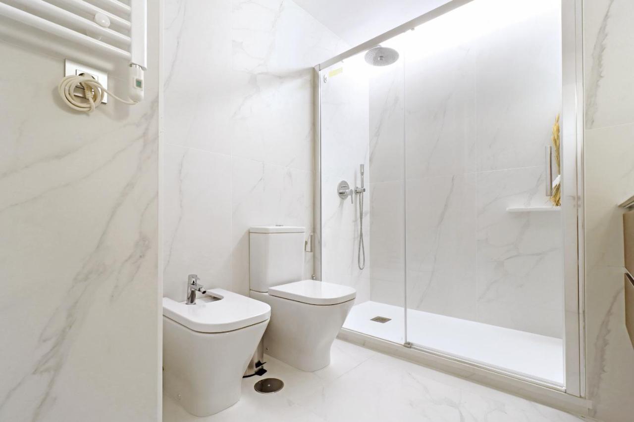 Royal Madrid Apartment Exterior foto