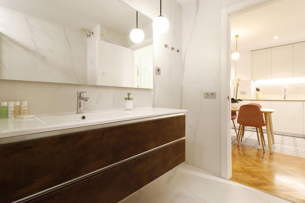 Royal Madrid Apartment Exterior foto